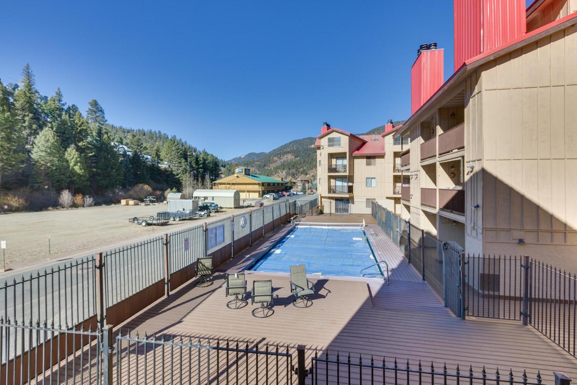 Ski-In Red River Retreat Balcony, Mountain Views! Buitenkant foto